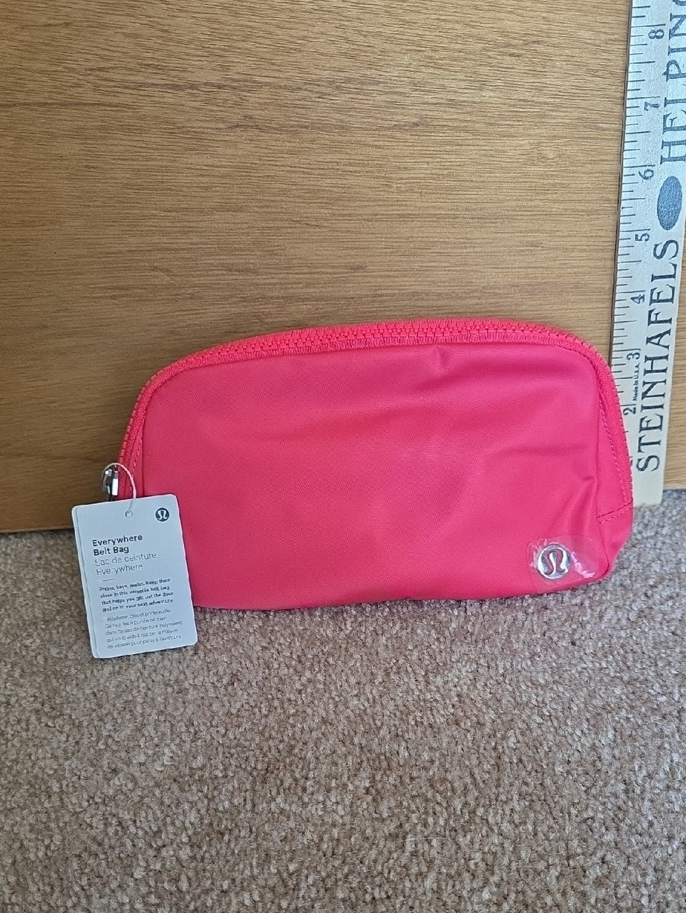 lululemon athletica Hot Pink Everywhere Belt Bag